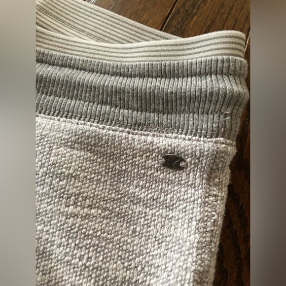 American Eagle Women’s L Light Heathered Gray Textured High-Rise Sweatpants EUC! - Picture 5 of 12